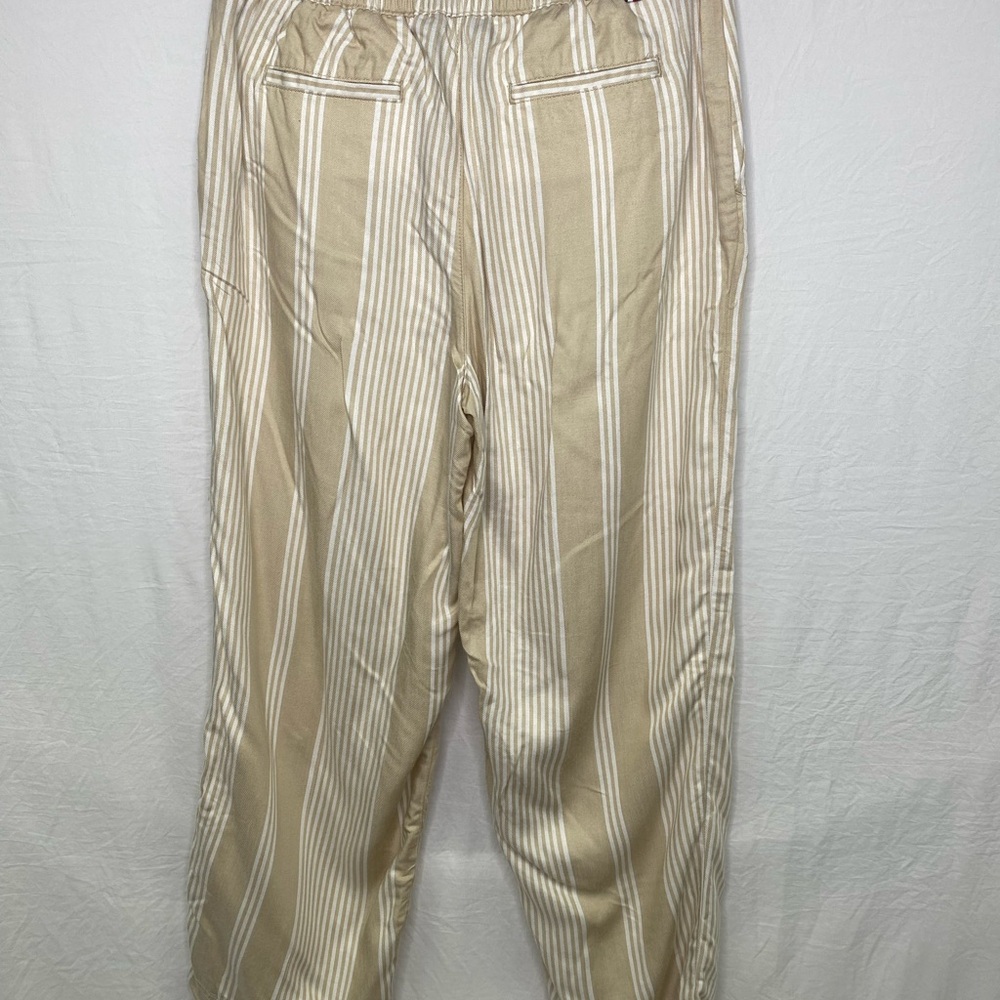 Tommy Hilfiger , Pant Size 4, Beige/white - Picture 2 of 6